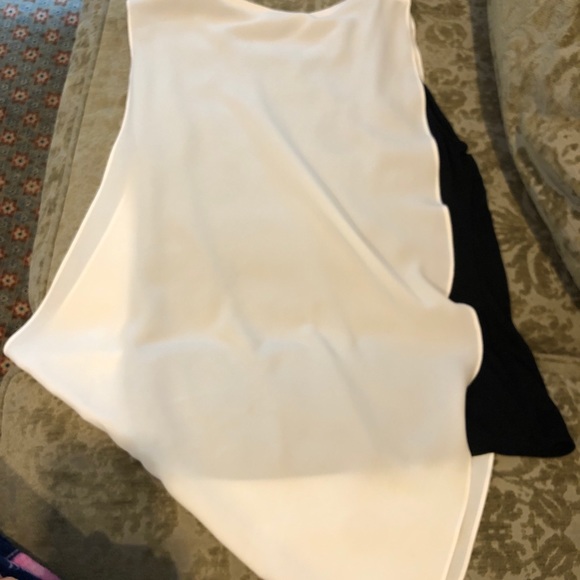 BLACK /white TAHARI asymmetrical blouse M - Picture 6 of 6
